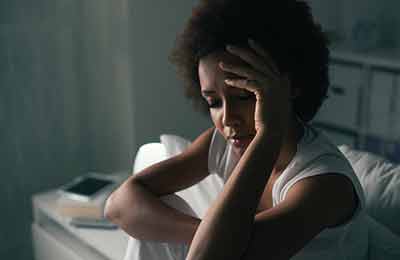 woman with fibromyalgia symptoms